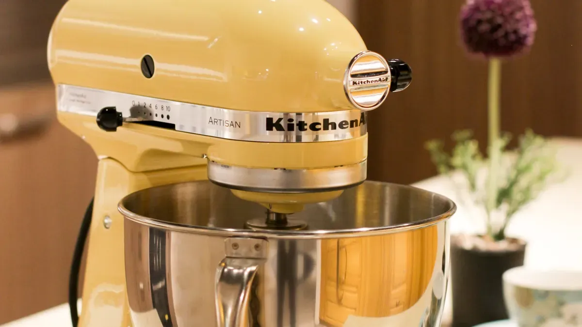 Choosing the Right Electric Stand Mixer